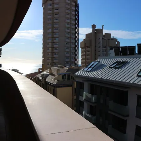 Gran Apartamento Cerca De La Playa Con Piscina En El Centro Fuengirola Exterior photo