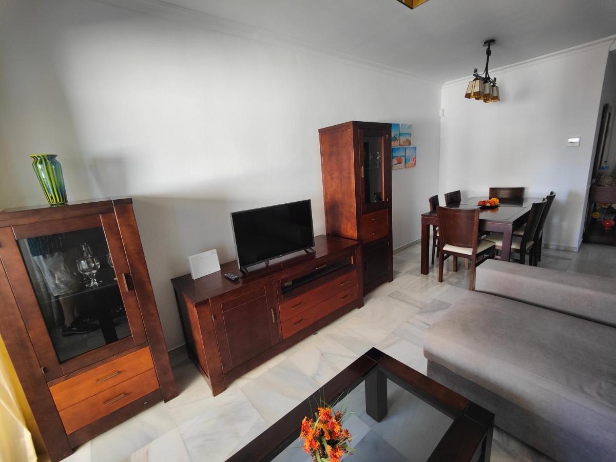 Apartament Gran Cerca De La Playa Con Piscina En El Centro Fuengirola