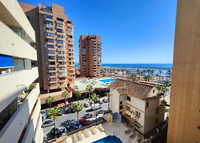 Gran Apartamento Cerca De La Playa Con Piscina En El Centro